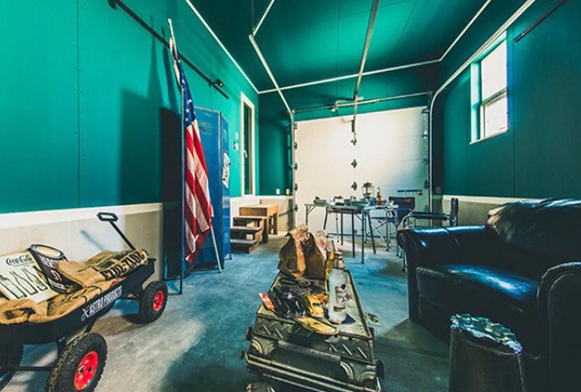 ガレージで創る全力で遊びに没頭する家