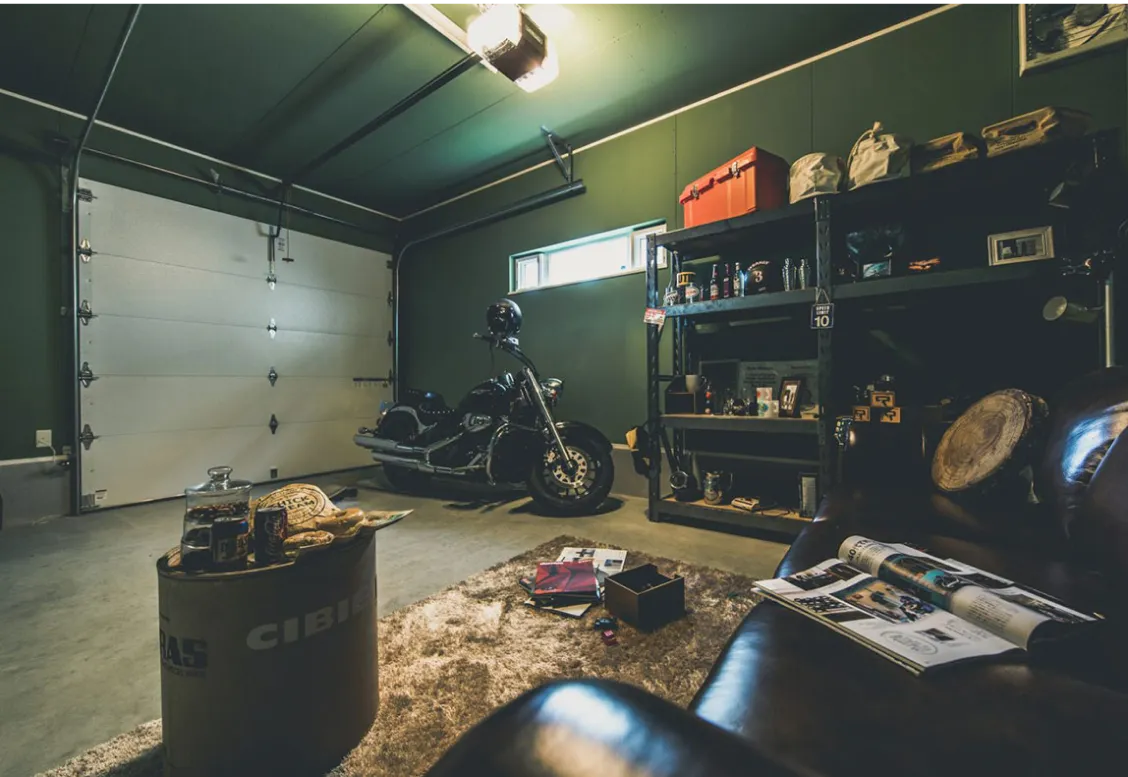 ガレージで創る全力で遊びに没頭する家