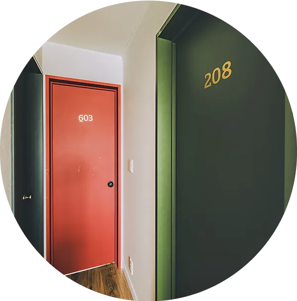 ドアひとつで、空間を演出。