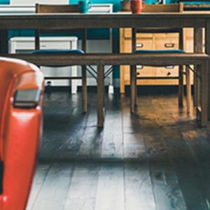 アメカジ工務店の仕様：無垢フローリング